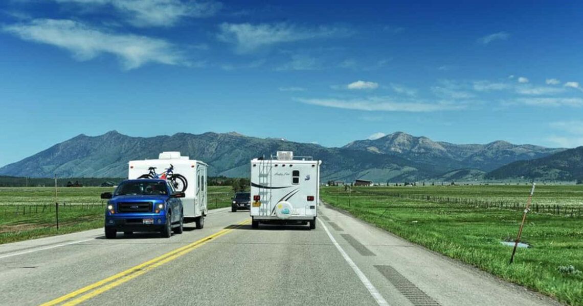 Budget-Savvy Caravan Tips for Road Journeys